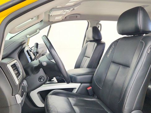 Used 2017 Nissan Titan PRO-4X w/ Pro-4x Convenience Package AWD/4WD image 21