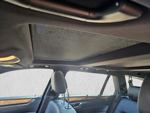 Used 2015 Mercedes-Benz E 350 4MATIC Wagon image 16