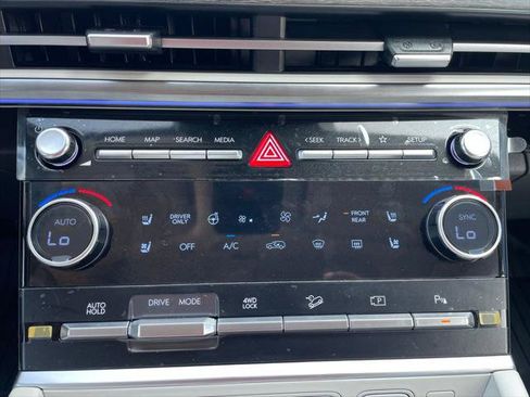 Used 2025 Hyundai Santa Fe Calligraphy AWD/4WD image 32
