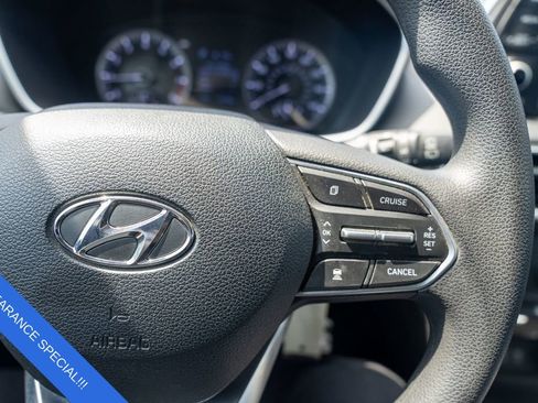 Used 2020 Hyundai Santa Fe SE image 22