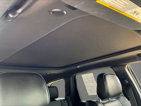 Used 2019 Jeep Grand Cherokee High Altitude AWD/4WD image 27
