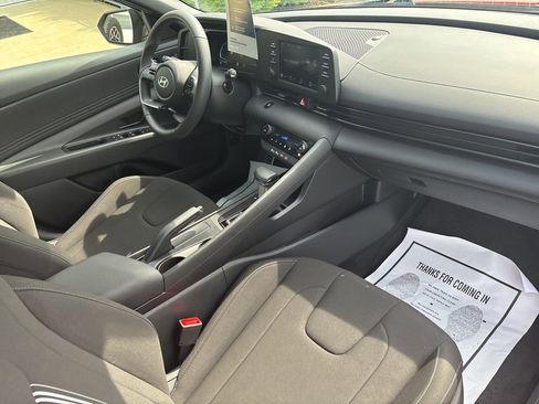 Certified 2026 Hyundai Elantra Sport FWD image 12