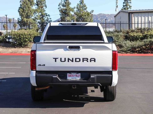 Used 2024 Toyota Tundra Limited AWD/4WD image 6