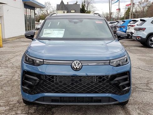 New 2026 Volkswagen Tiguan SE R-Line image 5