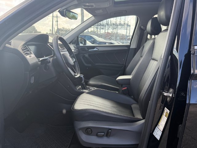 Used 2022 Volkswagen Tiguan SE AWD/4WD image 10