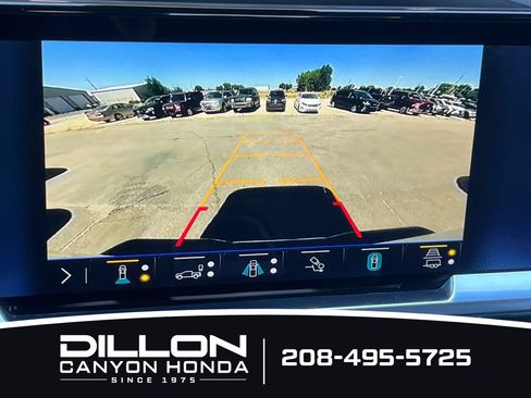 Used 2025 Chevrolet Silverado 3500 LT w/ Safety Package AWD/4WD image 19