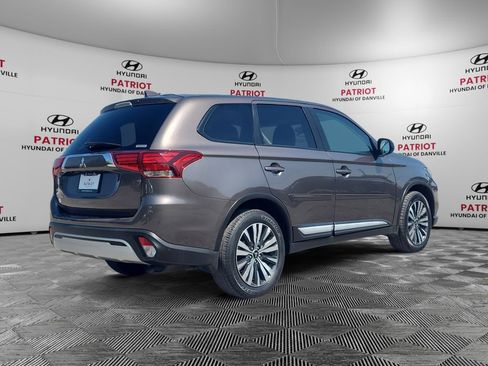 Used 2020 Mitsubishi Outlander ES AWD/4WD image 3