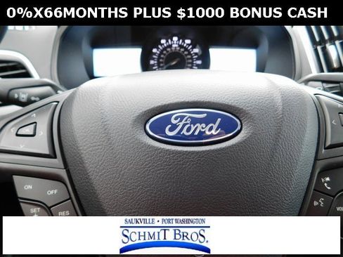 Used 2024 Ford Edge SE w/ Black Appearance Package image 40