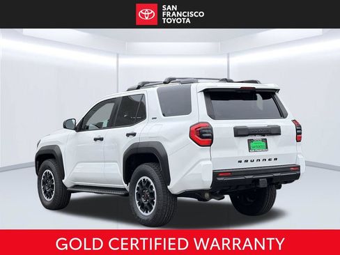 Certified 2026 Toyota 4Runner SR5 AWD/4WD image 3