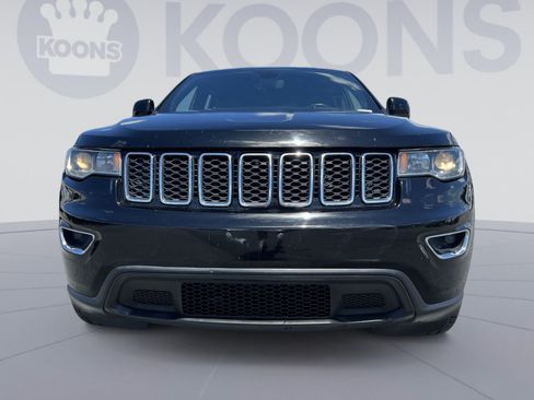 Used 2019 Jeep Grand Cherokee Laredo w/ Laredo X Package RWD image 10