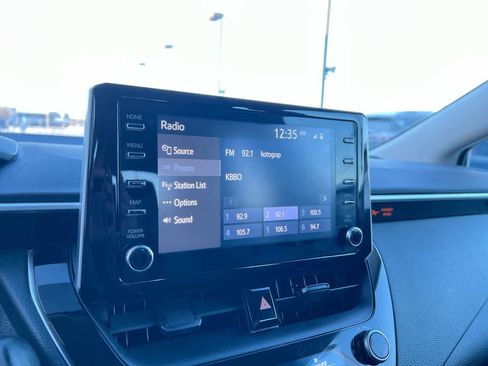 Used 2020 Toyota Corolla LE image 16