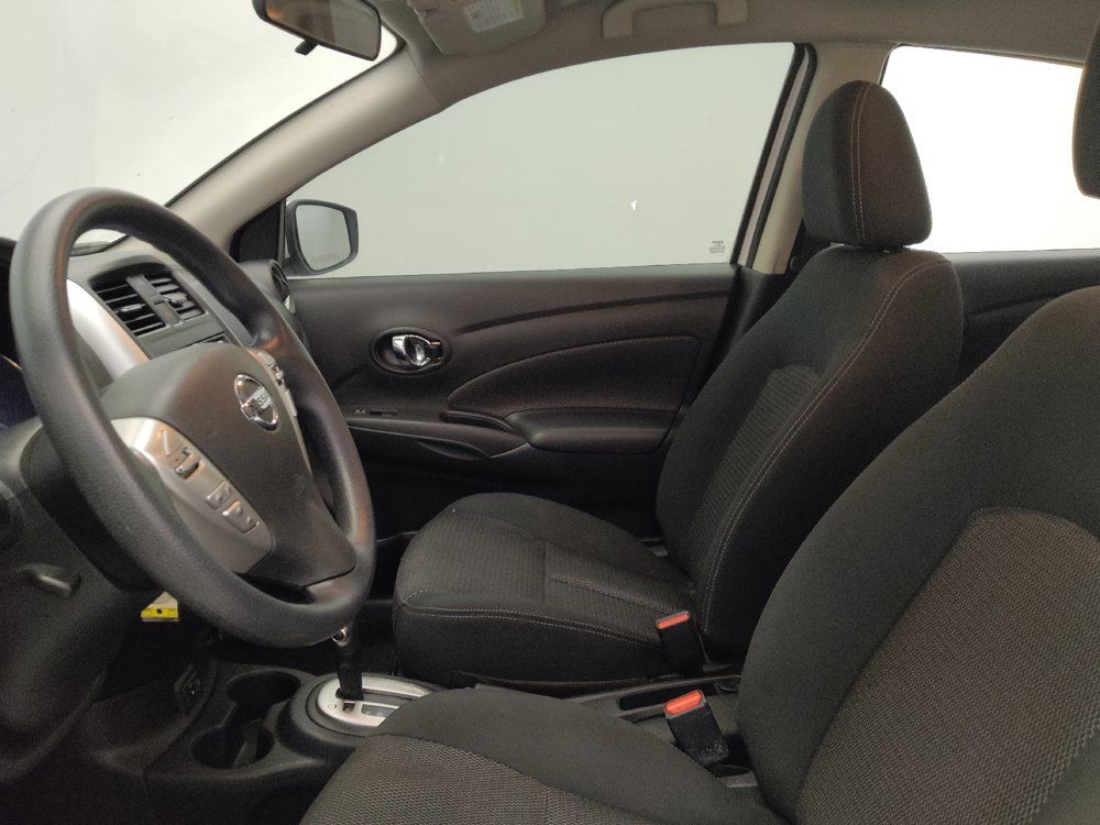 Used 2019 Nissan Versa SV FWD image 17