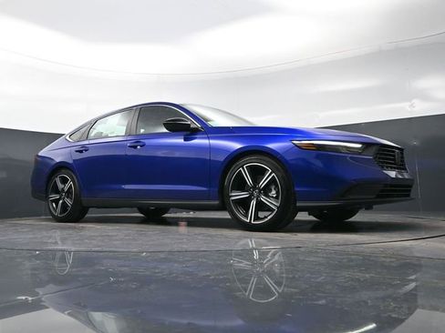 Used 2023 Honda Accord Sport image 31