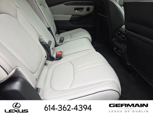 Used 2023 Honda Pilot Elite image 35