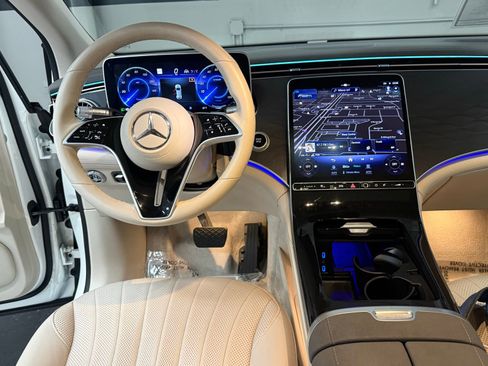 Used 2023 Mercedes-Benz EQS 450+ SUV image 37