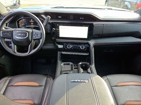 Used 2024 GMC Sierra 3500 AT4 w/ AT4 Premium Plus Package image 15