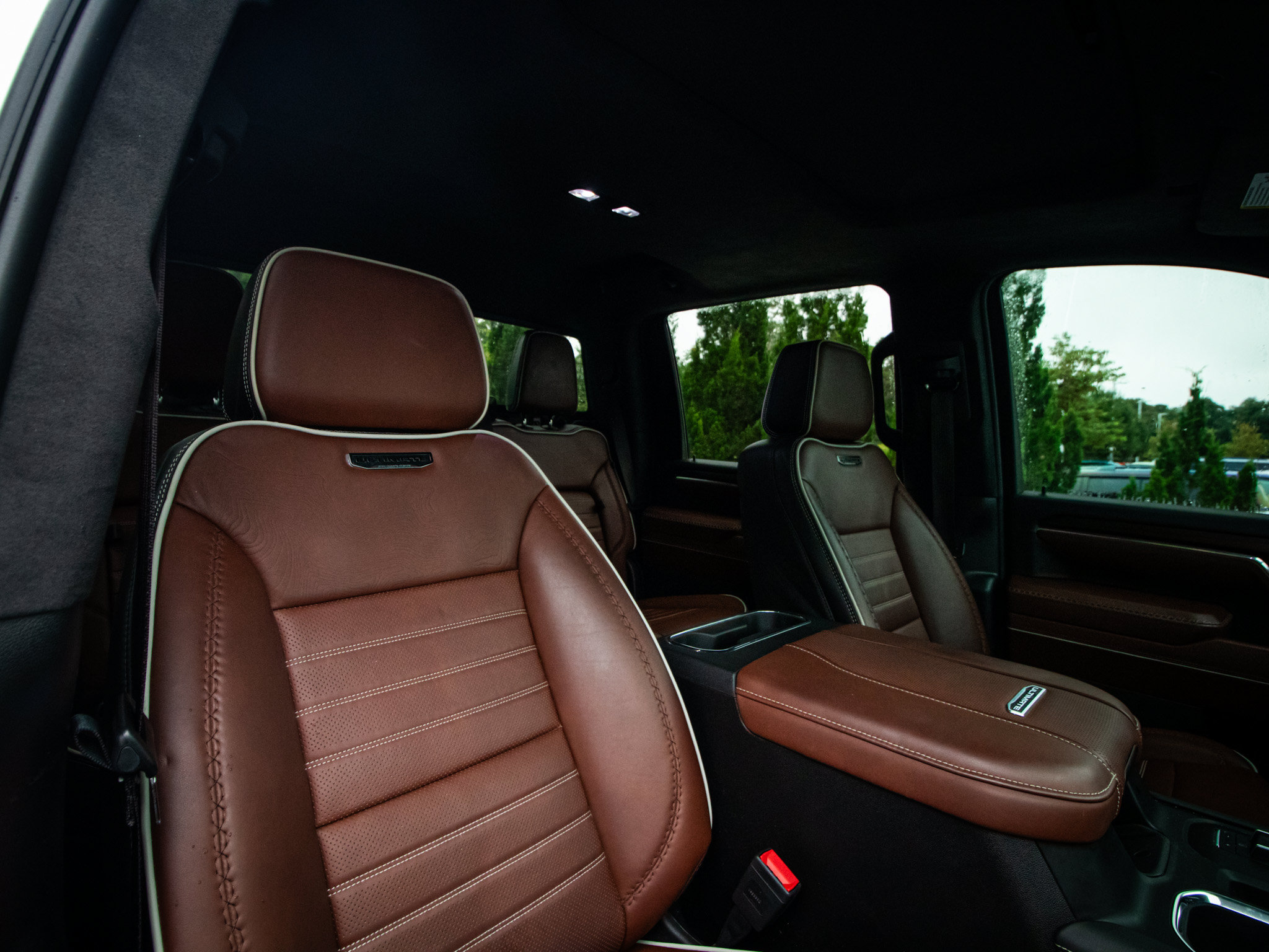 Used 2024 GMC Sierra 2500 Denali Ultimate AWD/4WD image 32