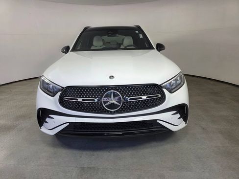 New 2027 Mercedes-Benz GLC 300 image 2