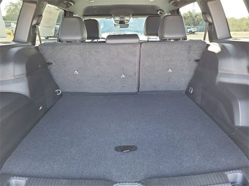 New 2026 Jeep Cherokee Limited image 19