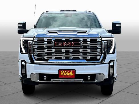 Used 2025 GMC Sierra 3500 Denali w/ Denali Reserve Package image 3