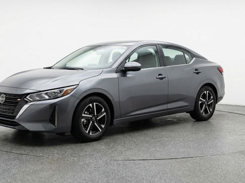 Used 2025 Nissan Sentra SV FWD image 3