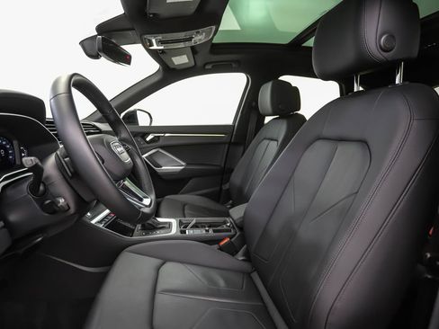 Used 2022 Audi Q3 2.0T Premium Plus AWD/4WD image 11