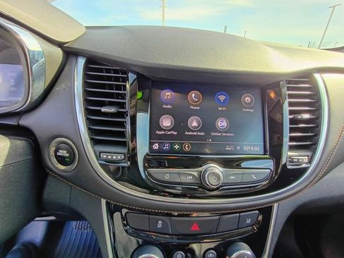 Used 2020 Chevrolet Trax Premier image 29