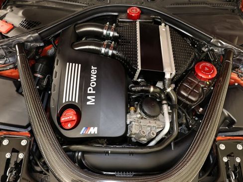 Used 2018 BMW M4 Coupe image 36