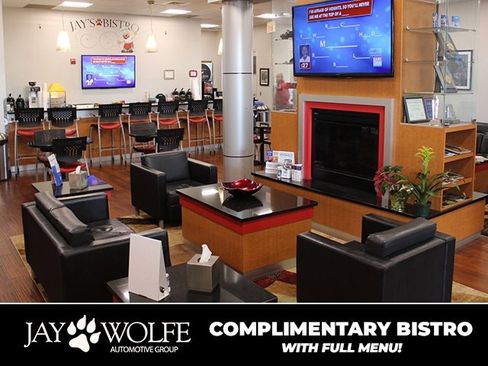 Used 2022 Toyota Tundra SR5 w/ SR5 Convenience Package image 25