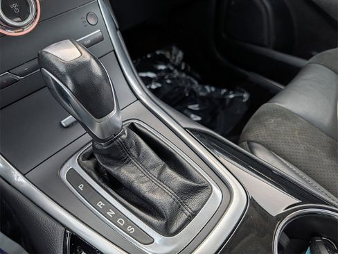 Used 2018 Ford Edge Sport w/ Ford Safe & Smart Package image 24