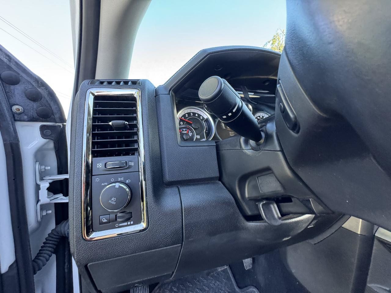 Used 2018 RAM 2500 Big Horn w/ Sport Appearance Group AWD/4WD image 20