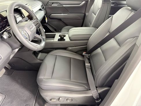 New 2026 GMC Acadia Elevation w/ Black Edition FWD image 7