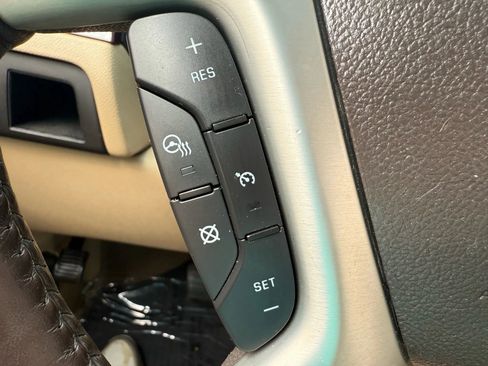 Used 2012 Cadillac Escalade Luxury w/ Livery Package image 13