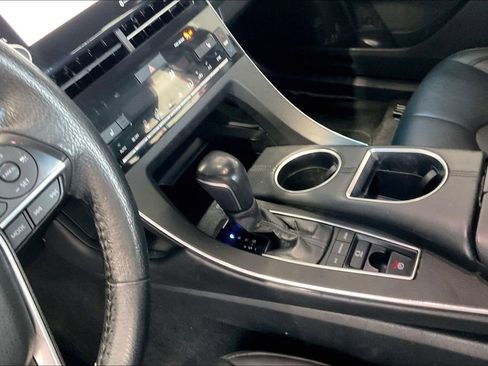 Used 2021 Toyota Avalon XLE FWD image 11