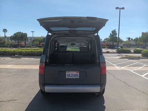 Used 2005 Honda Element LX image 10