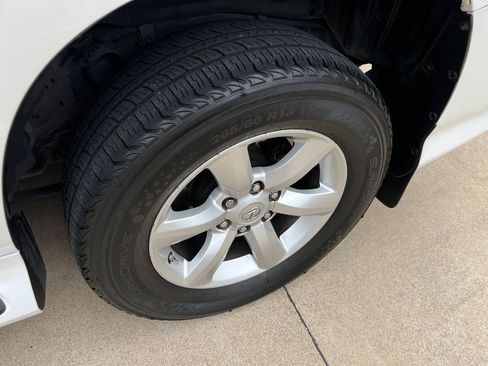 Used 2018 Lexus GX 460 w/ Navigation Package AWD/4WD image 50