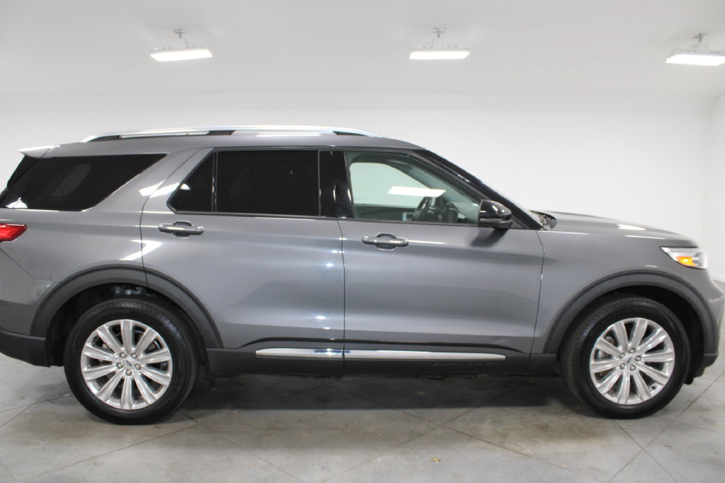 Used 2021 Ford Explorer Limited w/ Hybrid Equipment Group 310A AWD/4WD image 11