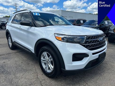 Used 2022 Ford Explorer XLT w/ Class IV Trailer Tow Package AWD/4WD image 2