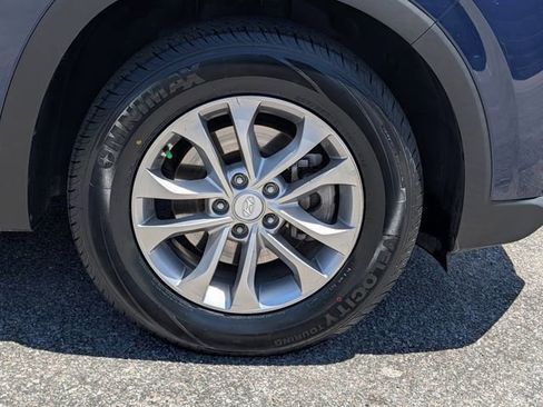 Used 2019 Hyundai Santa Fe SE AWD/4WD image 11