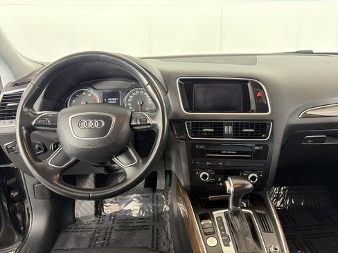 Used 2016 Audi Q5 2.0T Premium Plus w/ Technology Package image 3