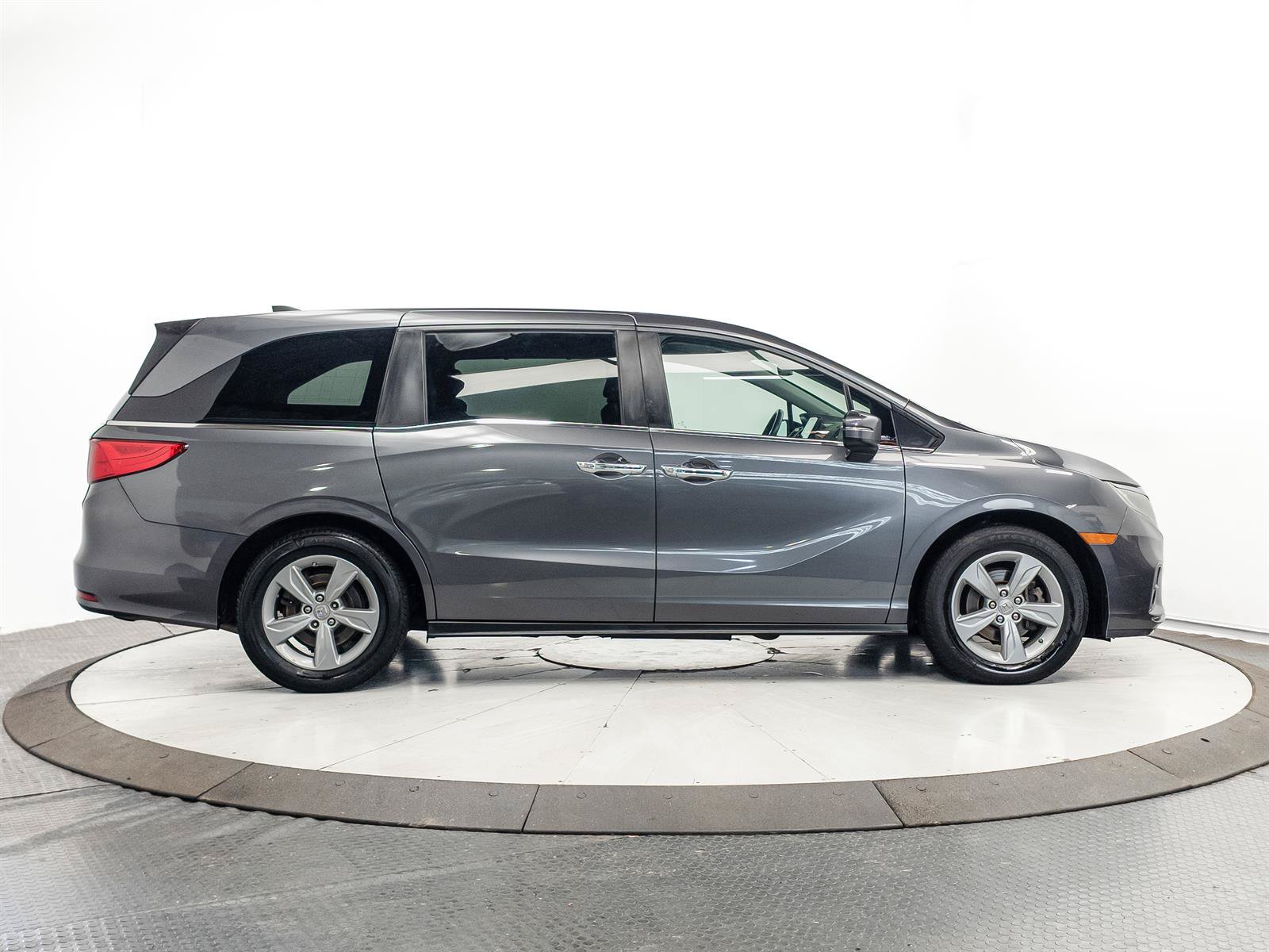 Used 2019 Honda Odyssey EX image 15
