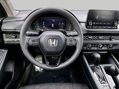 Used 2023 Honda Accord EX image 6