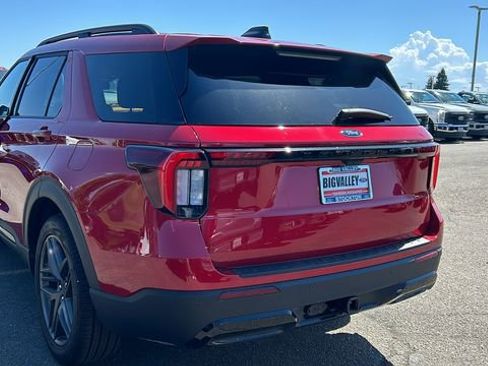 New 2026 Ford Explorer ST-Line w/ ST-Line Street Pack image 5