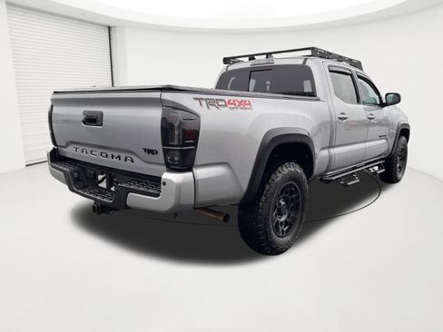 Used 2020 Toyota Tacoma TRD Off-Road image 5
