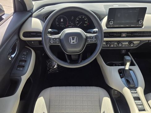 Certified 2024 Honda HR-V LX image 13