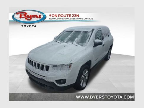Used 2016 Jeep Compass Sport image 1