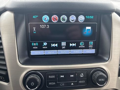 Used 2020 GMC Yukon XL Denali w/ Denali Premium Package image 25