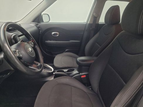 Used 2019 Kia Soul w/ Convenience Package FWD image 17