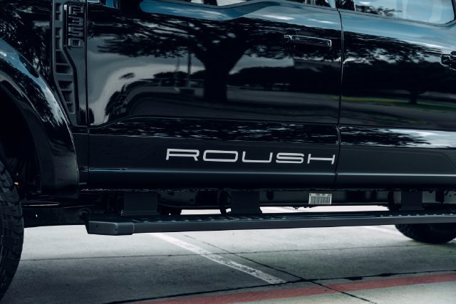 New 2026 Ford F350 Lariat w/ Black Appearance Package AWD/4WD image 10