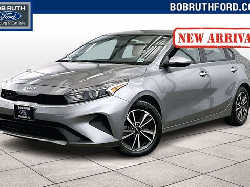 Used 2023 Kia Forte LXS w/ LXS Technology Package image 1
